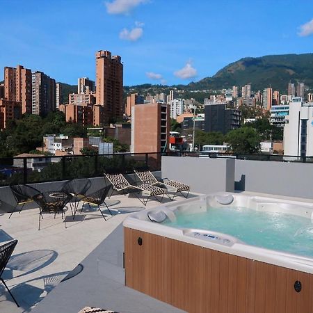 Hotel Dix Medellín Buitenkant foto