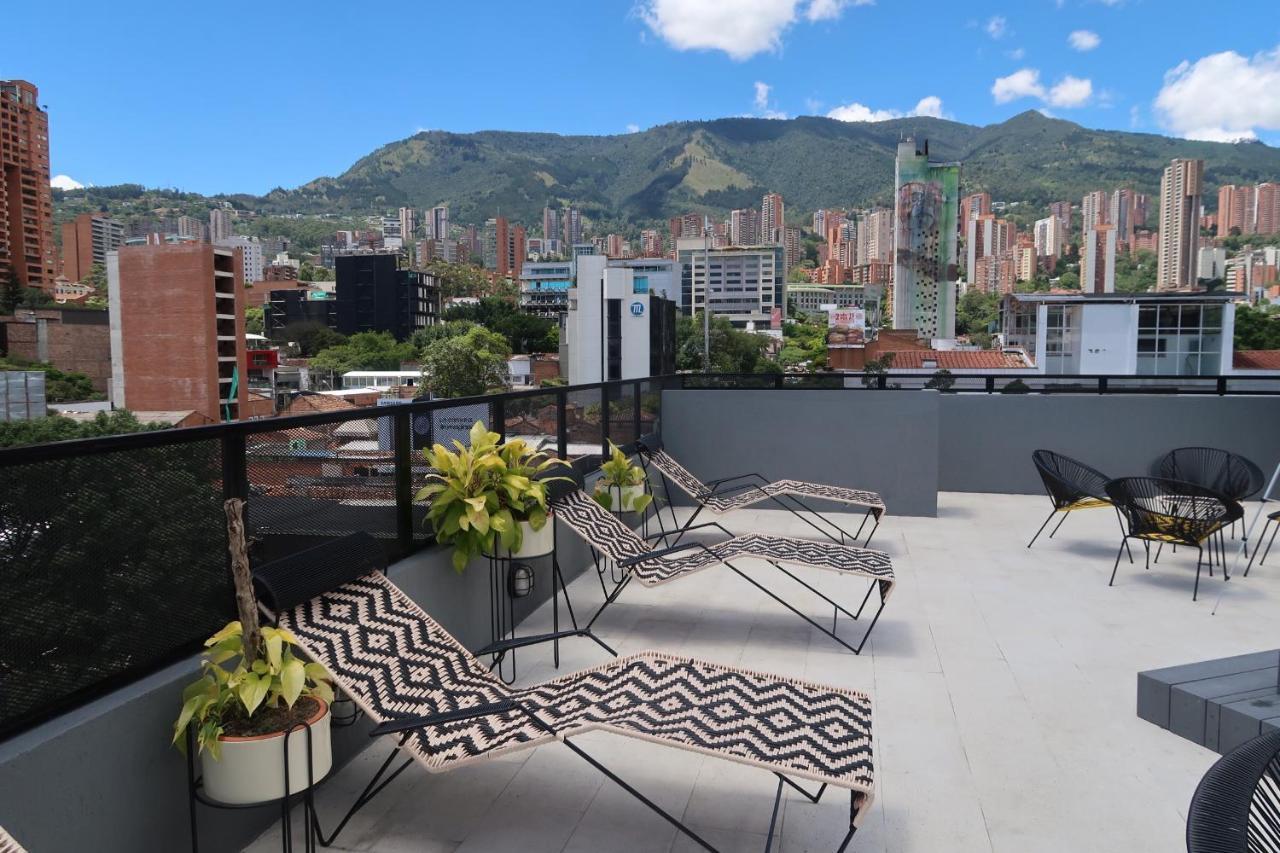 Hotel Dix Medellín Buitenkant foto